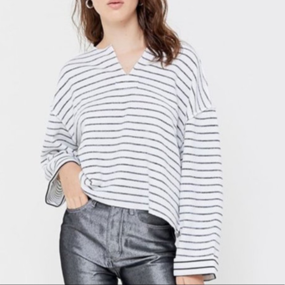 UO Notch Neck Top